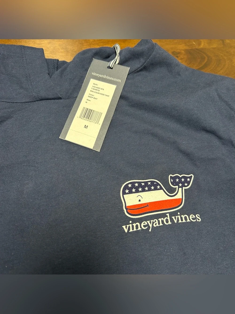 NWT Vineyard Vines Americana Whale Long Sleeve Shirt Hoodie in Navy Size Medium